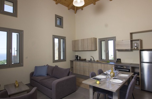 Lefktron Villa | Grand Villa with Private Pool