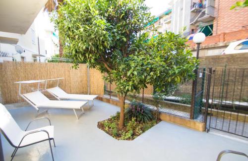 Varazze Apartment | Grande BILOCALE con POSTO AUTO PRIVATO e GIARDINO