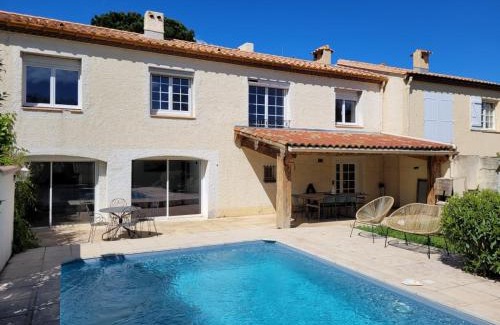 Villeneuve-les-Beziers House | Grande maison familiale avec piscine, proche plage