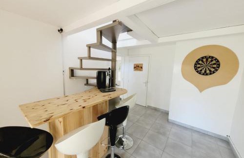 Villeneuve-les-Beziers House | Grande maison familiale avec piscine, proche plage
