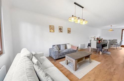 Eaubonne House | Grande maison familiale au calme avec jardin partagé