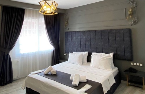 Mezetli Hotel | Grandmer Suit Otel