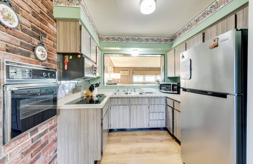Pinellas Park House | 'Grandpa Dave’s Vintage Getaway' in Pinellas Park!