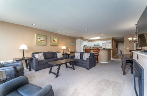 Chelan Condo | Grandview 640 Presidential Suite on Lake Chelan