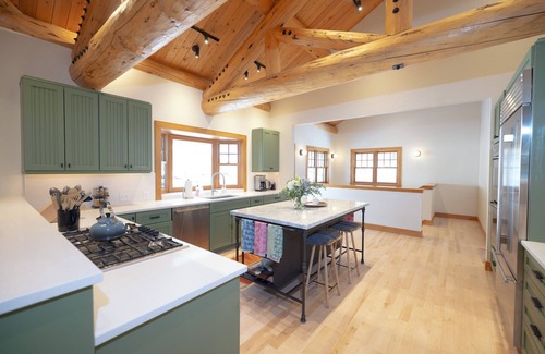 Granite Ridge House | Granite Ridge Retreat Luxurious Ski Lodge in Teton Village w/Hot Tub & A/C