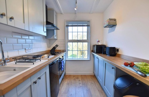 Saint Erth Praze Cottage | Granny Polly's Cottage - dog friendly idyllic retreat near the beach