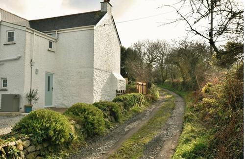 Saint Erth Praze Cottage | Granny Polly's Cottage - dog friendly idyllic retreat near the beach