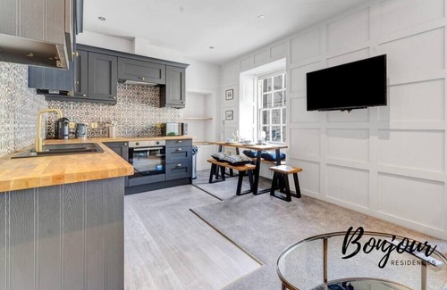 New Town Apartment | Grassmarket Luxury No. 2
