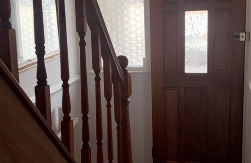 Gravesend House | Gravesend Guest Retreat