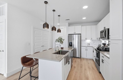 Fort Worth Condo | Grayson 14099 Luxury Living DT Forth Worth 2BD2B