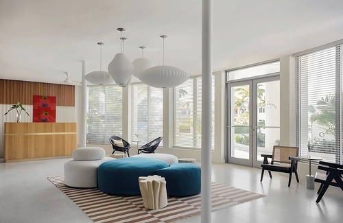 Central Beach Hotel | Great Amenities! Pool, Pets Allowed! Minutes to Fort Lauderdale Beach!