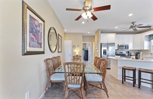 Surfside Beach House | Great Beach House-Private Pool- 3 min walk to the beach, new pier & restaurants