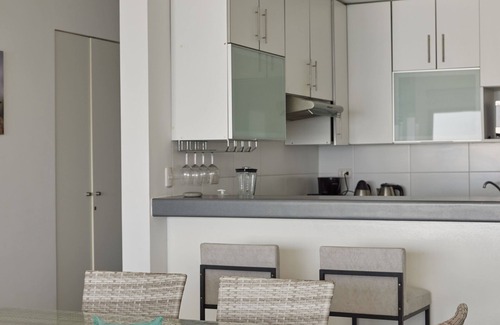 Pisco Apartment | Great Beach View 3-BR Apt with Hot Tub in Charming Condo in Paracas with WiFi