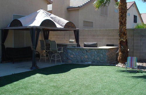 Paradise House | GREAT/CONVENIENT LOCATION CLOSE TO AIRPORT AND CITY PARK