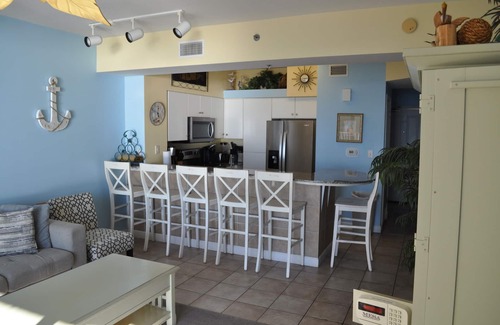 Panama City Beach Condo | Great Family Adventure 2 bedroom with a 3rd bunk room with attached 1/2 bath
