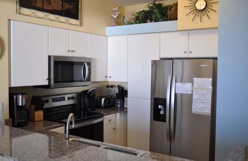 Panama City Beach Condo | Great Family Adventure 2 bedroom with a 3rd bunk room with attached 1/2 bath