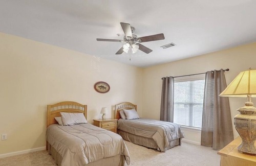 Santee Condo | Great for fishing, boating, golfing or just relaxing.
