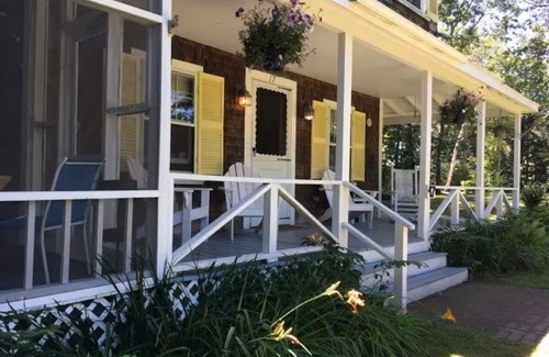 Manomet House | Great getaway for a family/two located on a quiet road, a 2 min walk to beach.