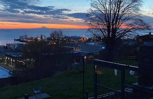 Port Angeles House | Great Harbor Views, Walk to Victoria Ferry and downtown, Roomy Apartment!