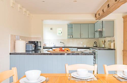 Sittingbourne House | Great Higham Oast and Cottages by Bloom Stays