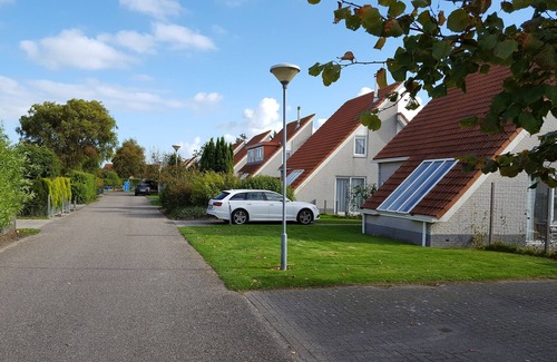 Scharendijke House | Great house by the sea to relax with sauna and fireplace