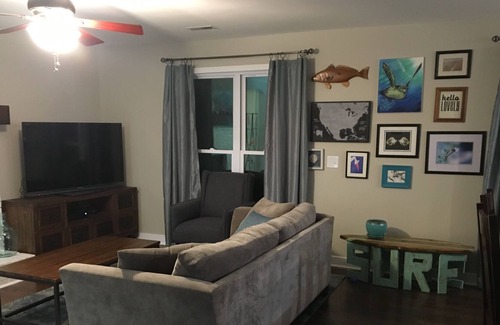 Wilmington House | Great Location close to Beach and downtown!
