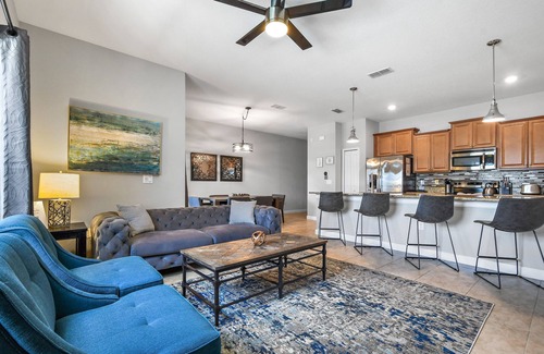 Kissimmee House | Great Location! Disney-Universal-Kid Gear-Free Pool Heat-Lake view- Family Fun