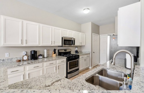 Barker House | Great Location | Fast Wifi | 3BRD Houston Home