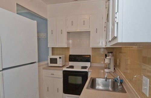 Ocean City Condo | Great Location for your vacation. Very Pet Friendly!. Close to Boardwalk/Beach.