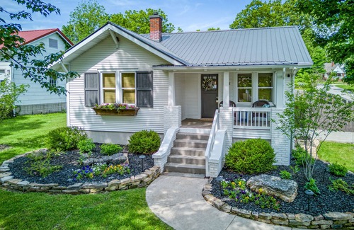 Harrison House | Great location just two minutes from downtown square with a Hot Tub!