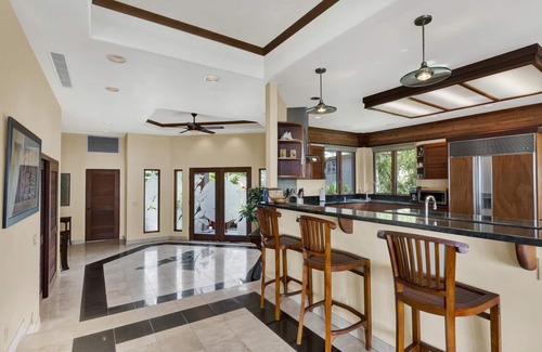 Kailua-Kona House | 🏖️Great Location | Ocean Front Island Home | Pool | Gated