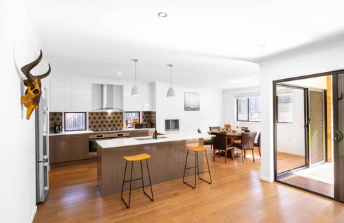 Tanah Merah House | Great Location, Spacious and beautiful family home!