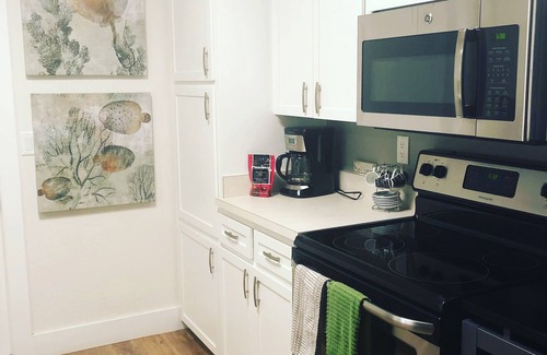 Central Naples House | Great Location & Totally Remodeled