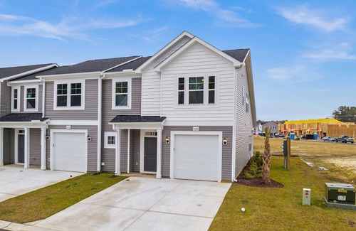 Little River House | Great Location Townhome- Just Minutes to the Beach and Sports Complex
