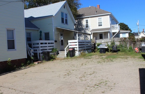 Ocean Park House | Great Location! Best Prices! 5th house from the beach