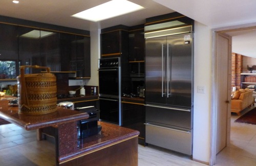 Leland Manor House | Great location with pool, hot tub and huge yard