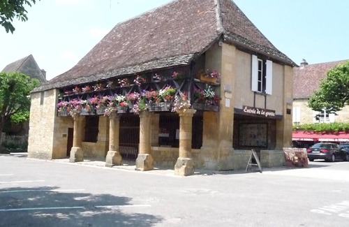 Fajoles House | Great Place in S W France for Families Friends & your pets to stay