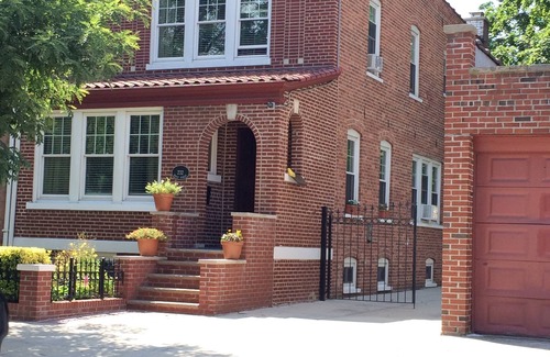 Prospect Lefferts Gardens House | Great place near Prospect Park. Parking spot included. No added cleaning fees.