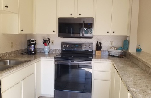 Stuart House | Great Stuart location near golf, beaches and the best of the Treasure Coast!