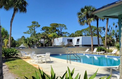 Stuart House | Great Stuart location near golf, beaches and the best of the Treasure Coast!