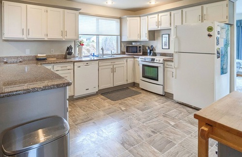 Bandon House | Great Unobstructed View of the Ocean