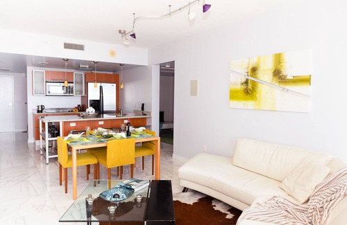Downtown Miami Condo | Great Value! All Inclusive Monthly Rental-On the Water! Residential Building.