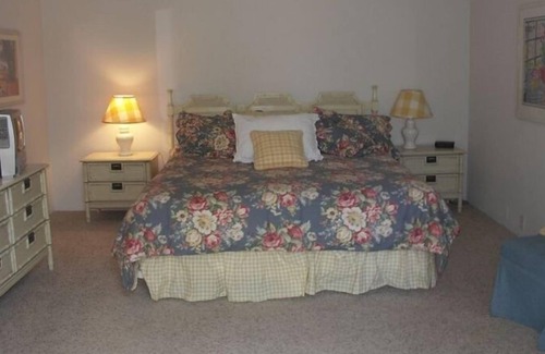 Rancho Mirage Villa | Great Value! On Golf Course! 3 bed/3 bath!