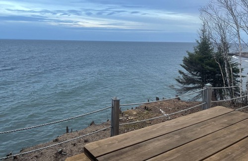 Two Harbors Cabin | Great view on Lake Superior