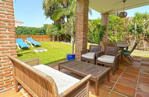 Conil de la Frontera Villa | Great villa with private pool and tropical garden near the beach