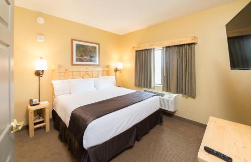 Concord Cabin | Great Wolf Lodge Concord