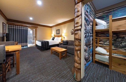 Niagara Falls Resort | Great Wolf Lodge Niagara Falls