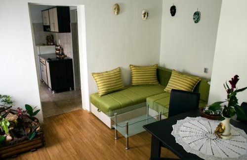 Novi Sad Apartment | Green Apartment