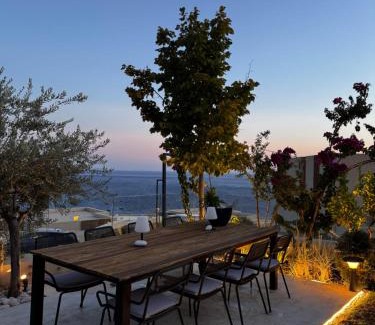 Jala House | Green Coast Palase 241