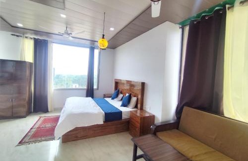 Dehradun Hotel | Green Dandi Homestay